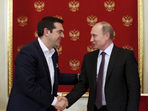 (Alexis Tsipras and Vladimir Putin in Moscow, 8 April 2015 – Credits: REUTERS/Alexander Zemlianichenko/Pool)